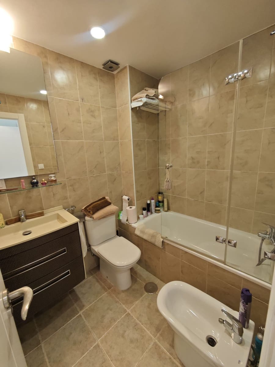 2 bedroom Penthouse for sale in Torre del Mar with pool garage - € 449,900 (Ref: 9838488)