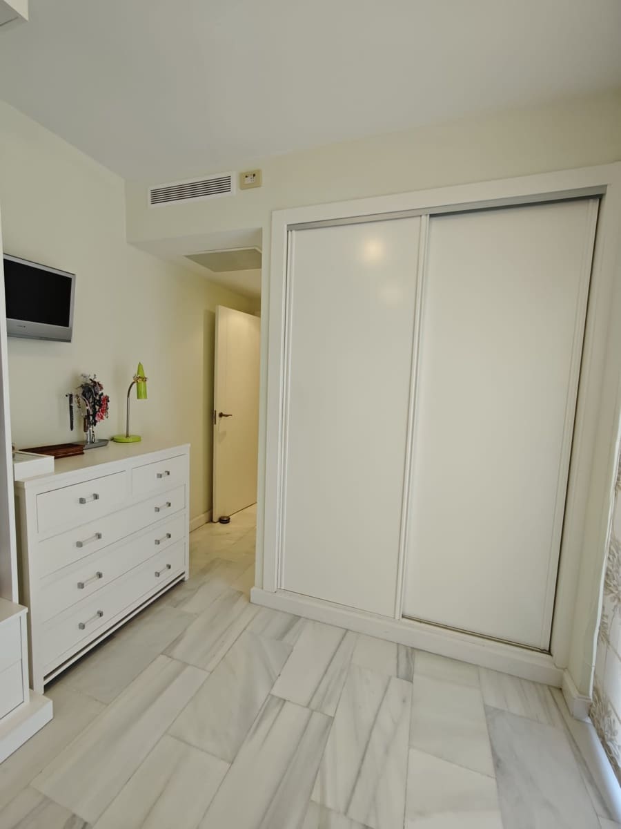 2 bedroom Penthouse for sale in Torre del Mar with pool garage - € 449,900 (Ref: 9838488)