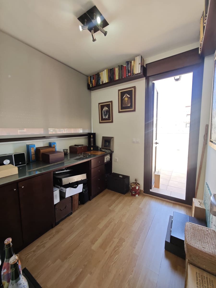 2 bedroom Penthouse for sale in Torre del Mar with pool garage - € 449,900 (Ref: 9838488)