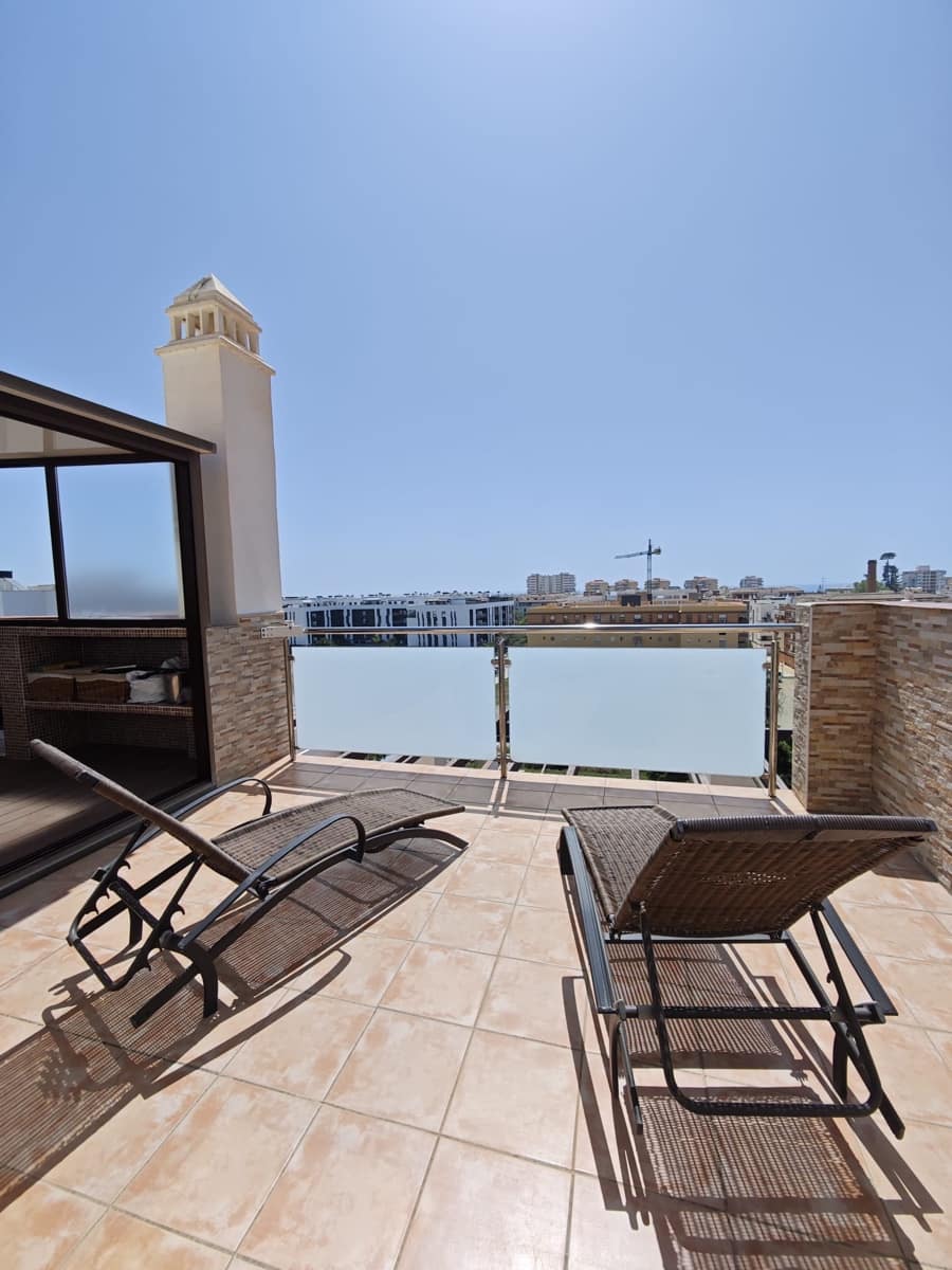 2 bedroom Penthouse for sale in Torre del Mar with pool garage - € 449,900 (Ref: 9838488)