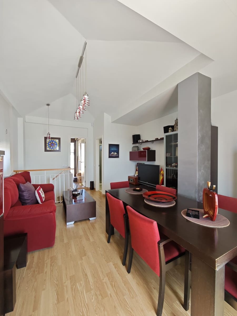 2 bedroom Penthouse for sale in Torre del Mar with pool garage - € 449,900 (Ref: 9838488)