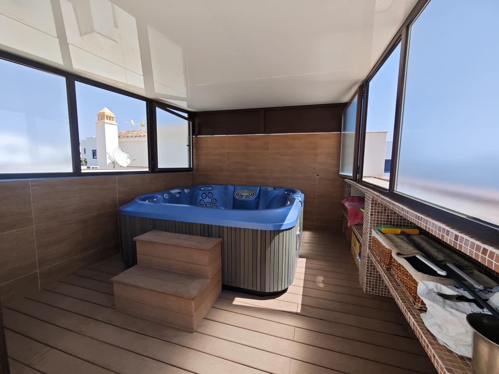 2 bedroom Penthouse for sale in Torre del Mar with pool garage - € 449,900 (Ref: 9838488)