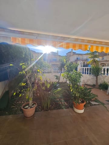 3 soveværelse Byhus til salg i Torre del Mar, Vélez-Málaga med garage - € 439.000 (Ref: 9838490)