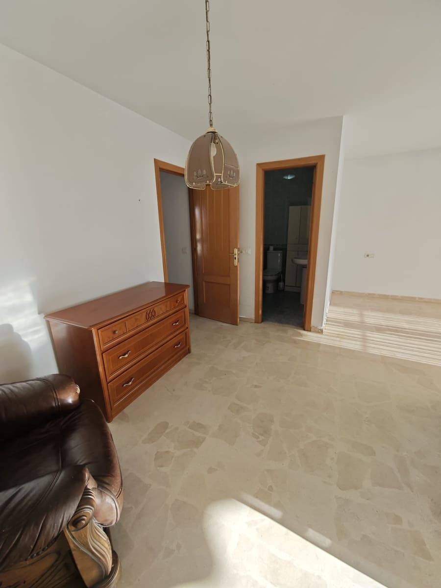 3 soveværelse Byhus til salg i Torre del Mar med garage - € 439.000 (Ref: 9838490)