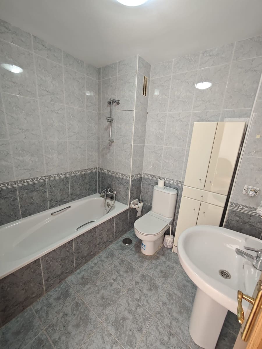 3 soveværelse Byhus til salg i Torre del Mar med garage - € 439.000 (Ref: 9838490)