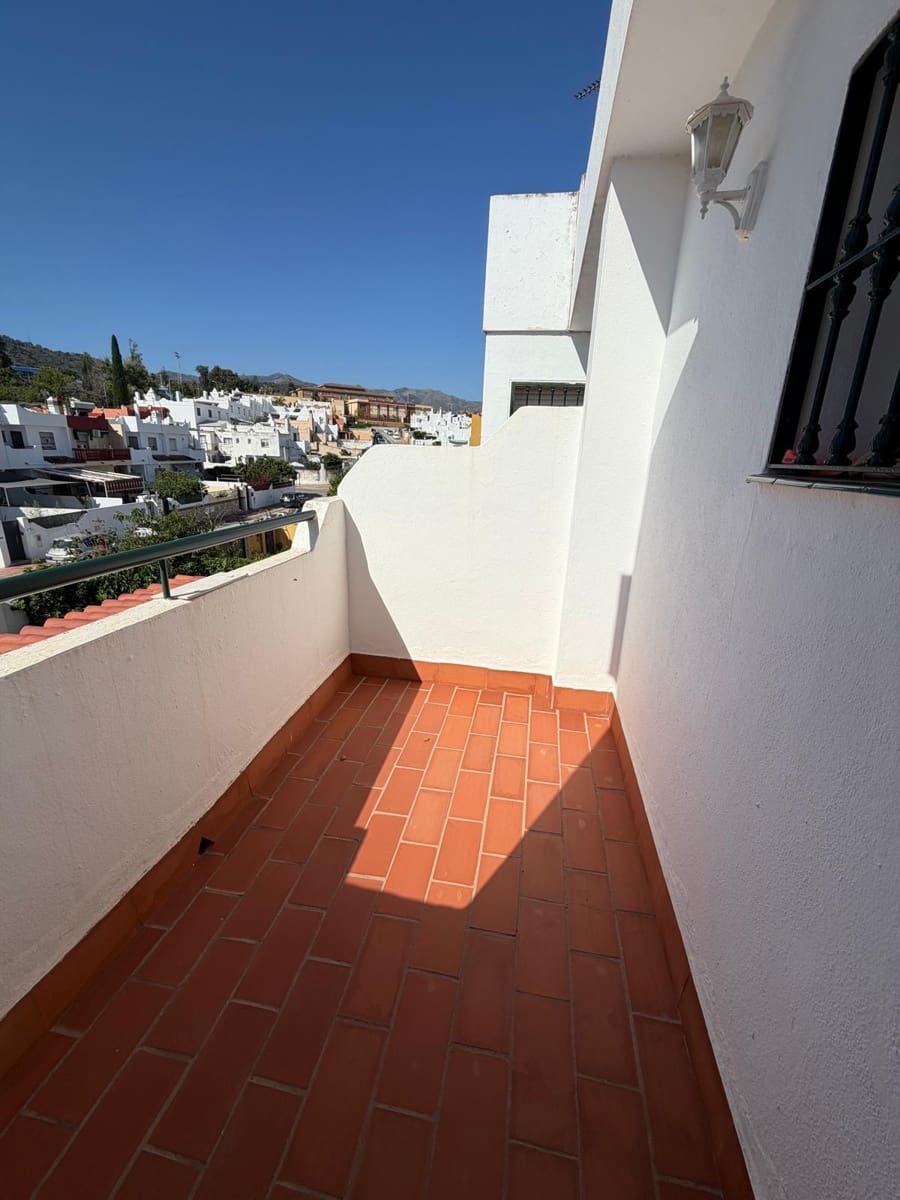 4 bedroom Terraced Villa for sale in Alhaurin de la Torre with pool garage - € 400,000 (Ref: 9877427)