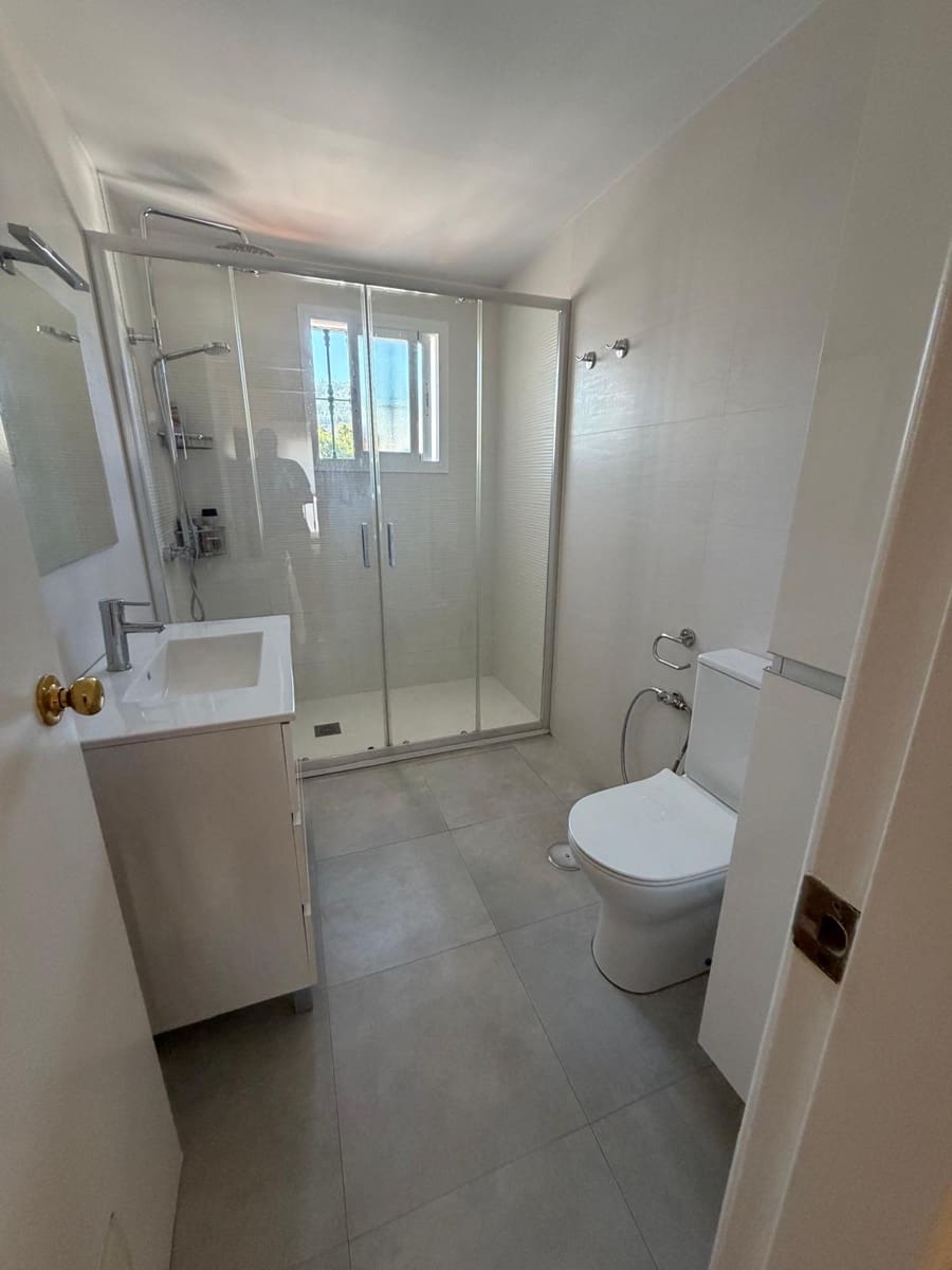 4 bedroom Terraced Villa for sale in Alhaurin de la Torre with pool garage - € 400,000 (Ref: 9877427)