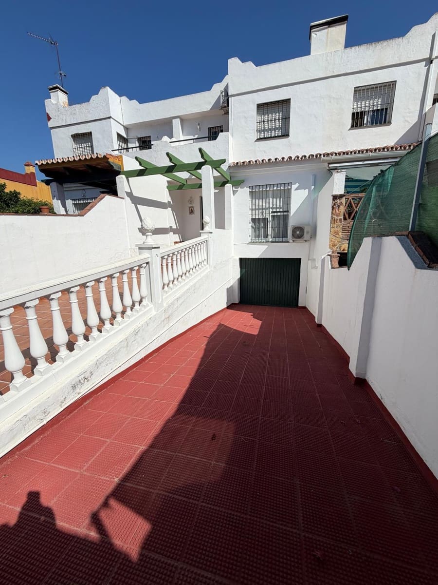 4 bedroom Terraced Villa for sale in Alhaurin de la Torre with pool garage - € 400,000 (Ref: 9877427)