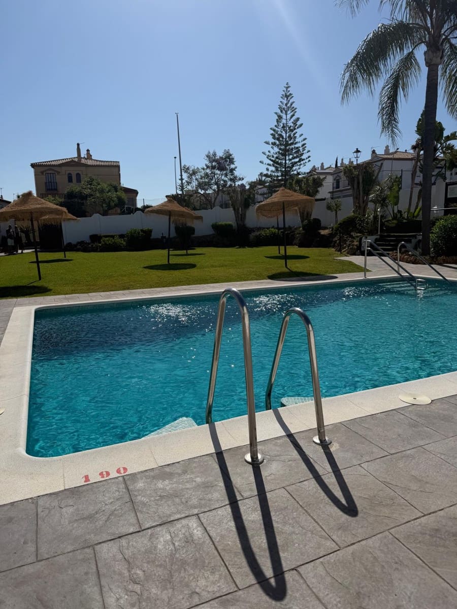 4 bedroom Terraced Villa for sale in Alhaurin de la Torre with pool garage - € 400,000 (Ref: 9877427)