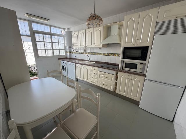 4 bedroom Terraced Villa for sale in Alhaurín de la Torre with pool garage - € 400,000 (Ref: 9877427)
