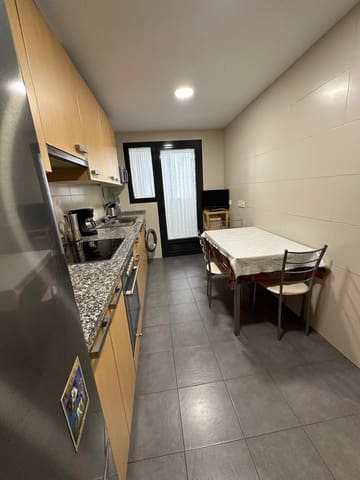 2 bedroom Penthouse for sale in Torre del Mar, Vélez-Málaga with pool garage - € 450,000 (Ref: 9905003)