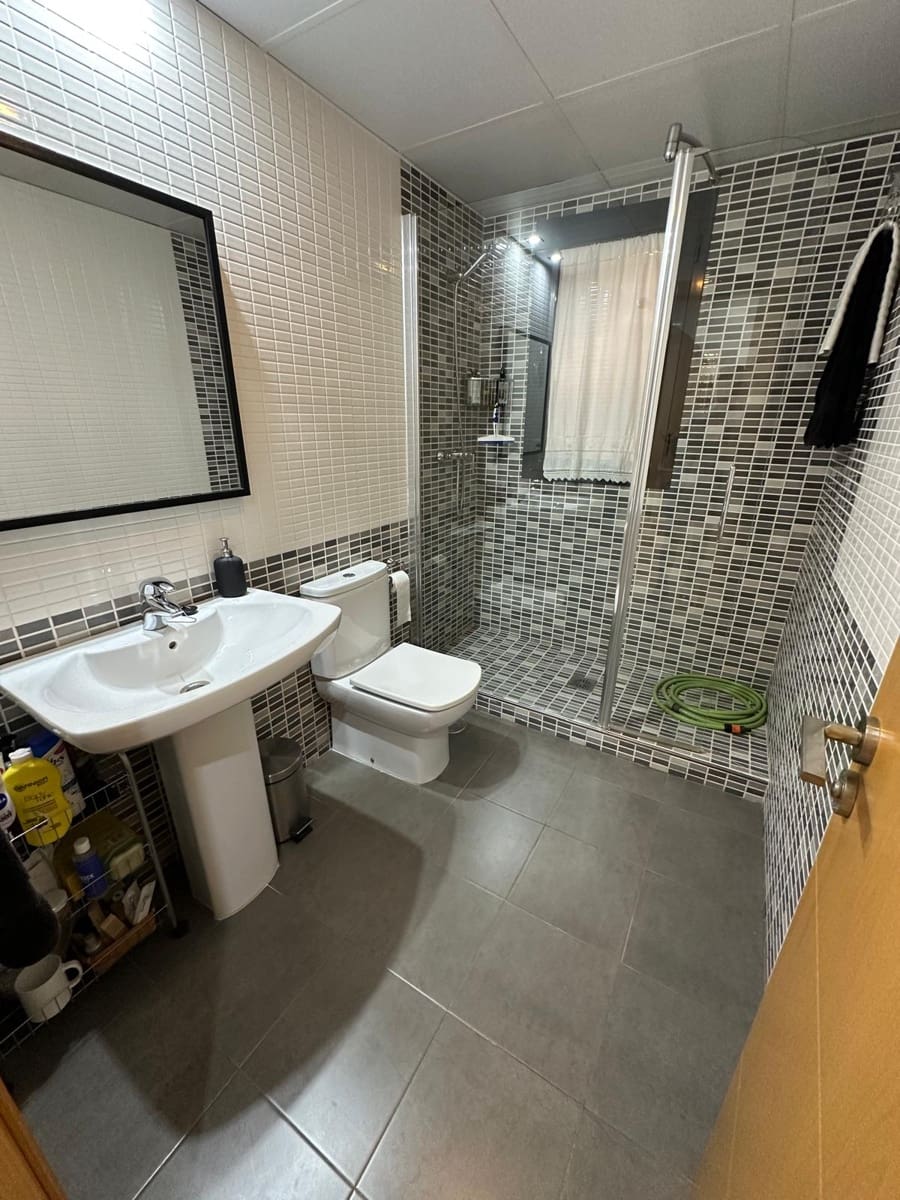 2 bedroom Penthouse for sale in Torre del Mar with pool garage - € 450,000 (Ref: 9905003)