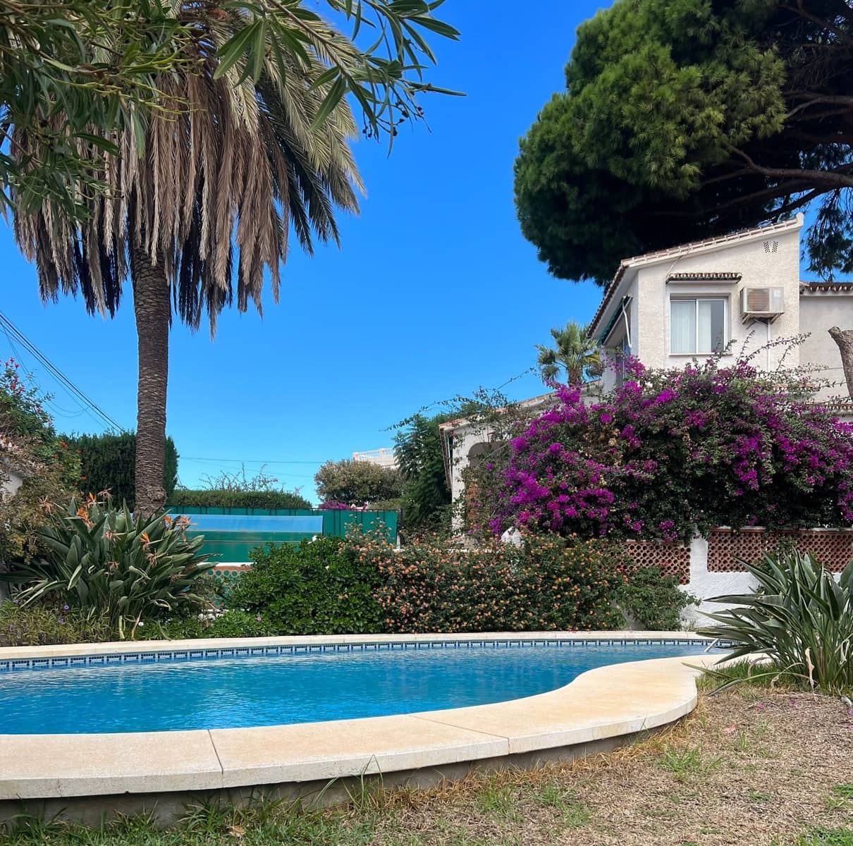 3 chambre Villa/Maison à vendre à Caleta de Velez avec piscine garage - 607 700 € (Ref: 9909342)