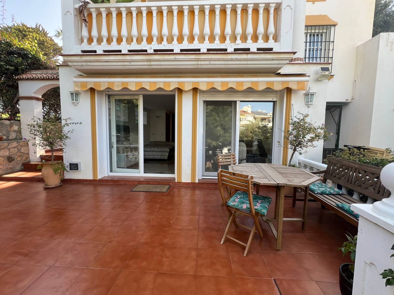 4 chambre Villa/Maison à vendre à Caleta de Velez avec piscine garage - 669 000 € (Ref: 9909343)