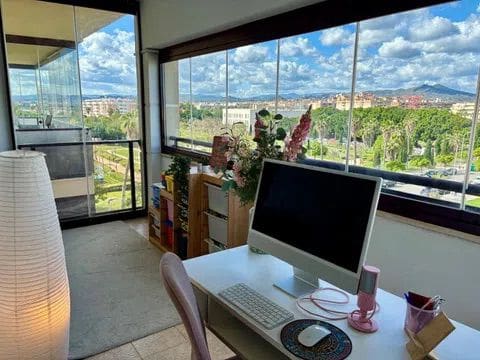 3 bedroom Apartment for sale in Malaga city with pool garage - € 637,000 (Ref: 9909344)