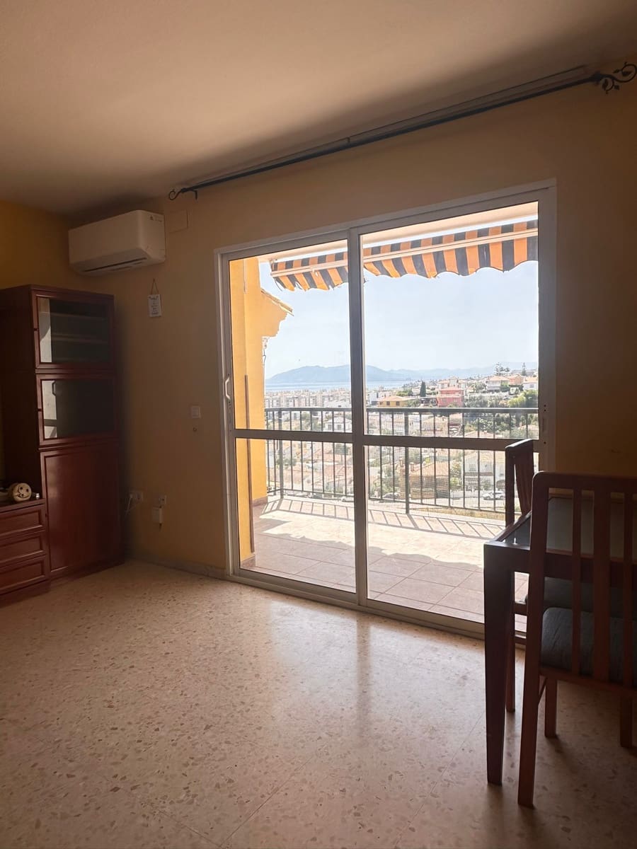 3 sypialnia Dom szeregowy na sprzedaż w Rincon de la Victoria z garażem - 329 000 € (Ref: 9981360)