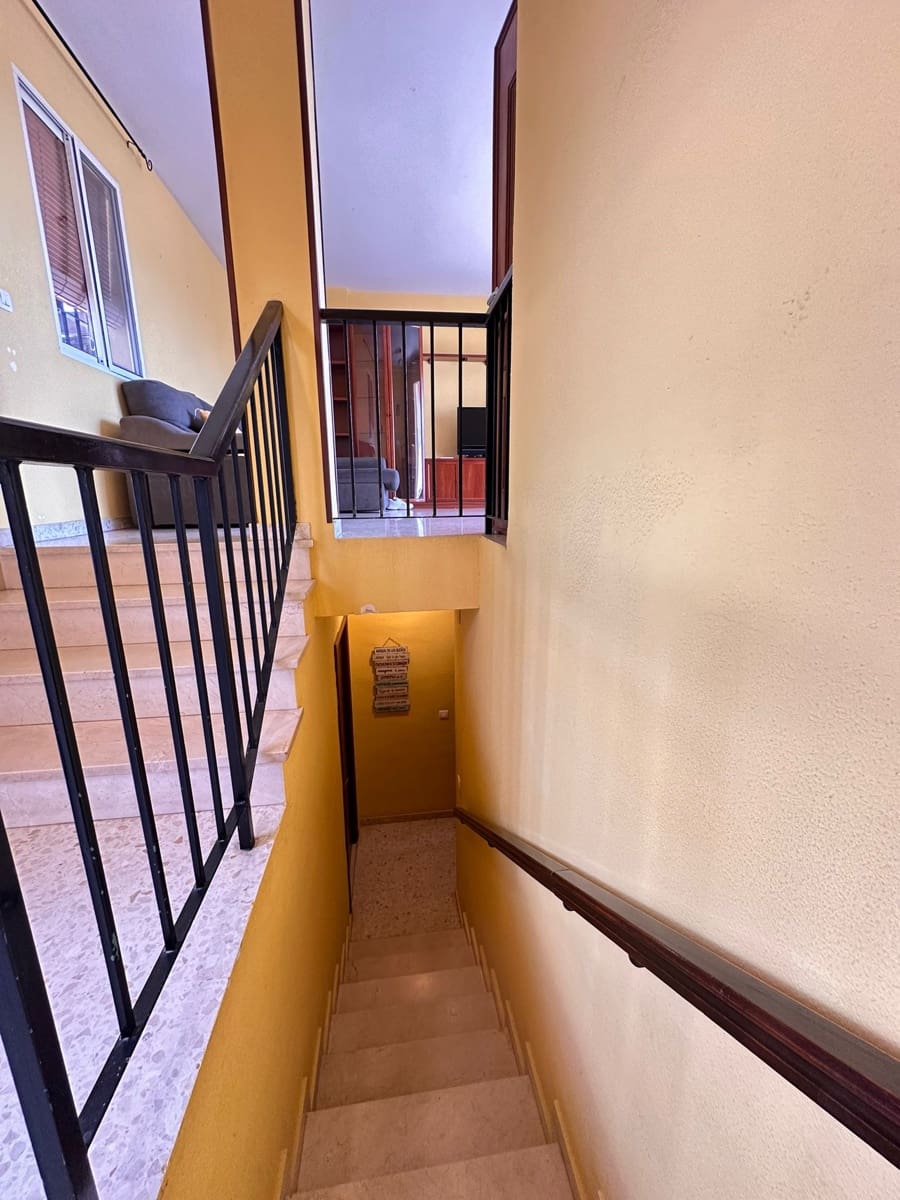 3 sypialnia Dom szeregowy na sprzedaż w Rincon de la Victoria z garażem - 329 000 € (Ref: 9981360)