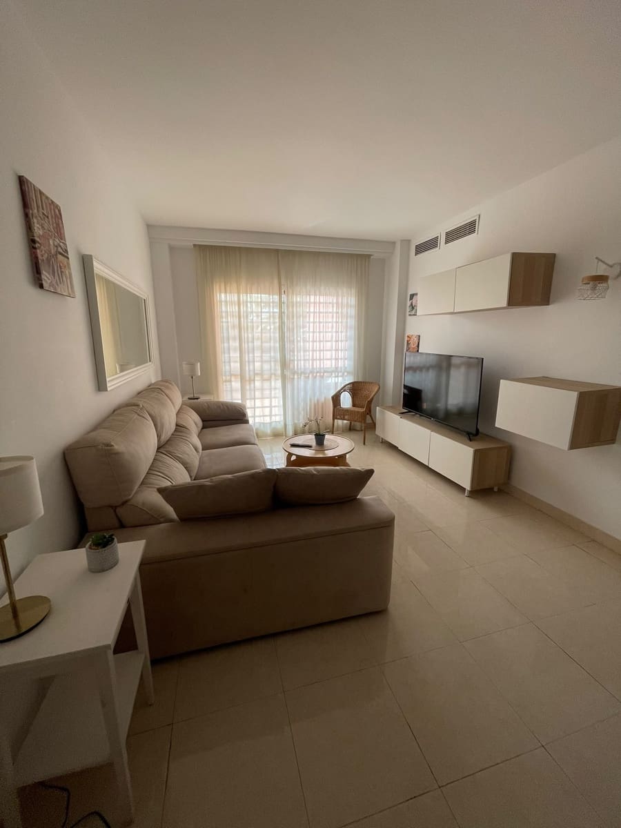 1 sovrum Lägenhet till salu i Rincon de la Victoria med pool - 255 000 € (Ref: 9997559)
