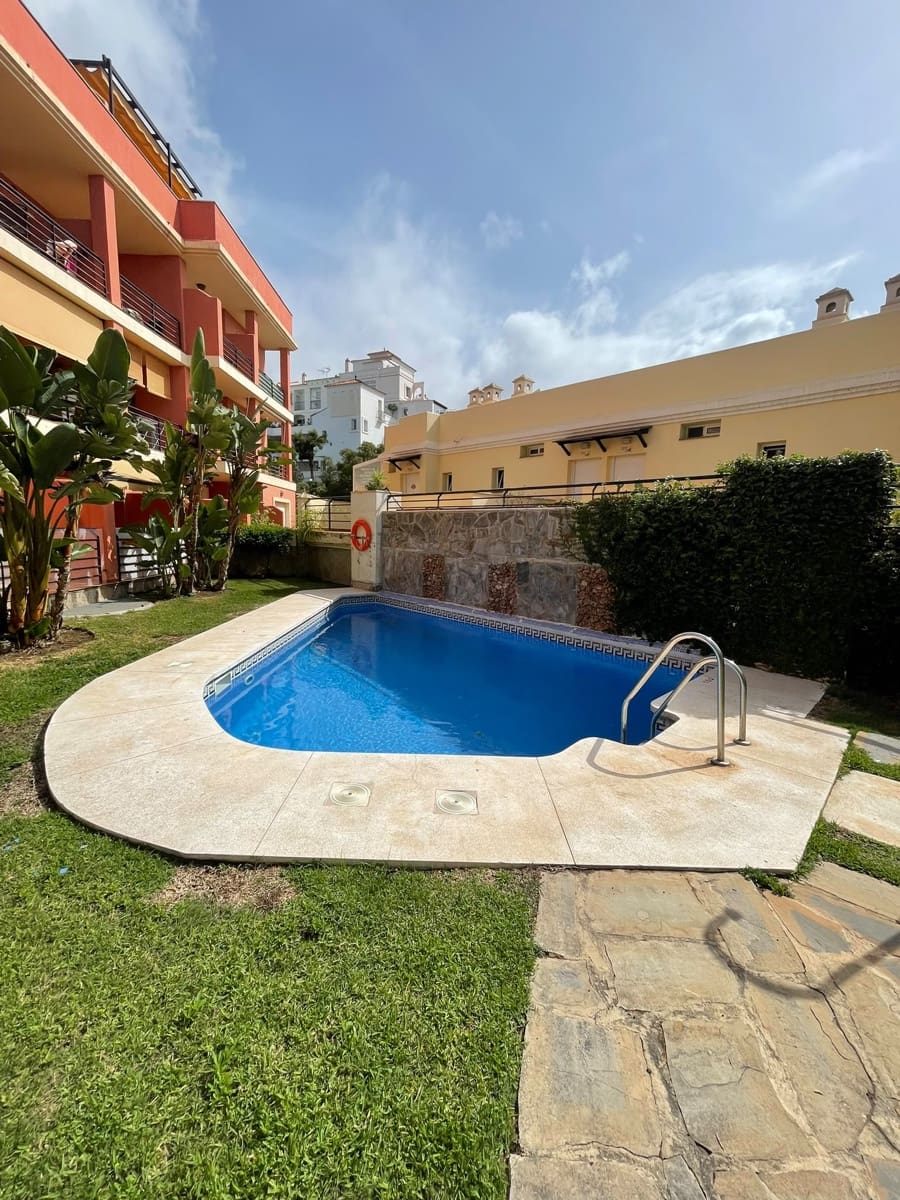1 sovrum Lägenhet till salu i Rincon de la Victoria med pool - 255 000 € (Ref: 9997559)