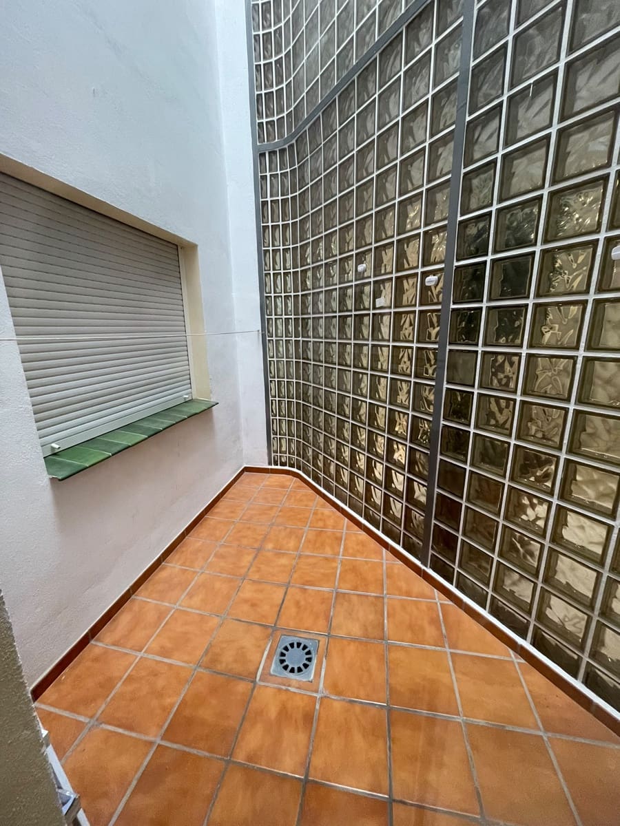 1 sovrum Lägenhet till salu i Rincon de la Victoria med pool - 255 000 € (Ref: 9997559)