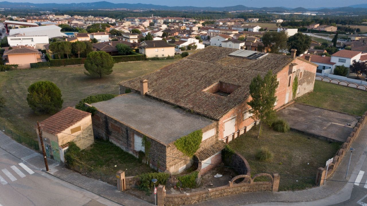 1 soveværelse Finca/Landehus til salg i Sils - € 1.100.000 (Ref: 3937361)