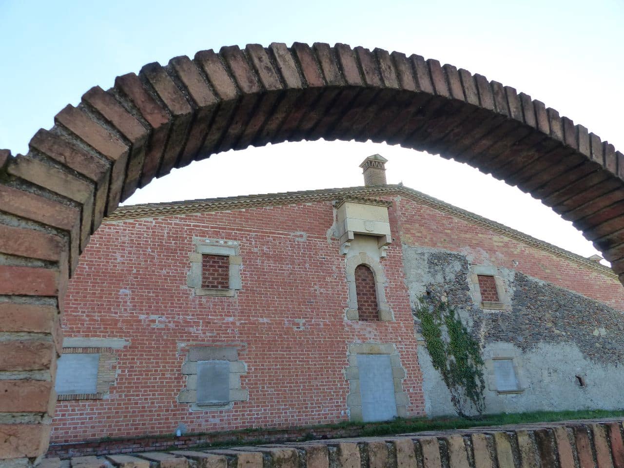 1 soveværelse Finca/Landehus til salg i Sils - € 1.100.000 (Ref: 3937361)