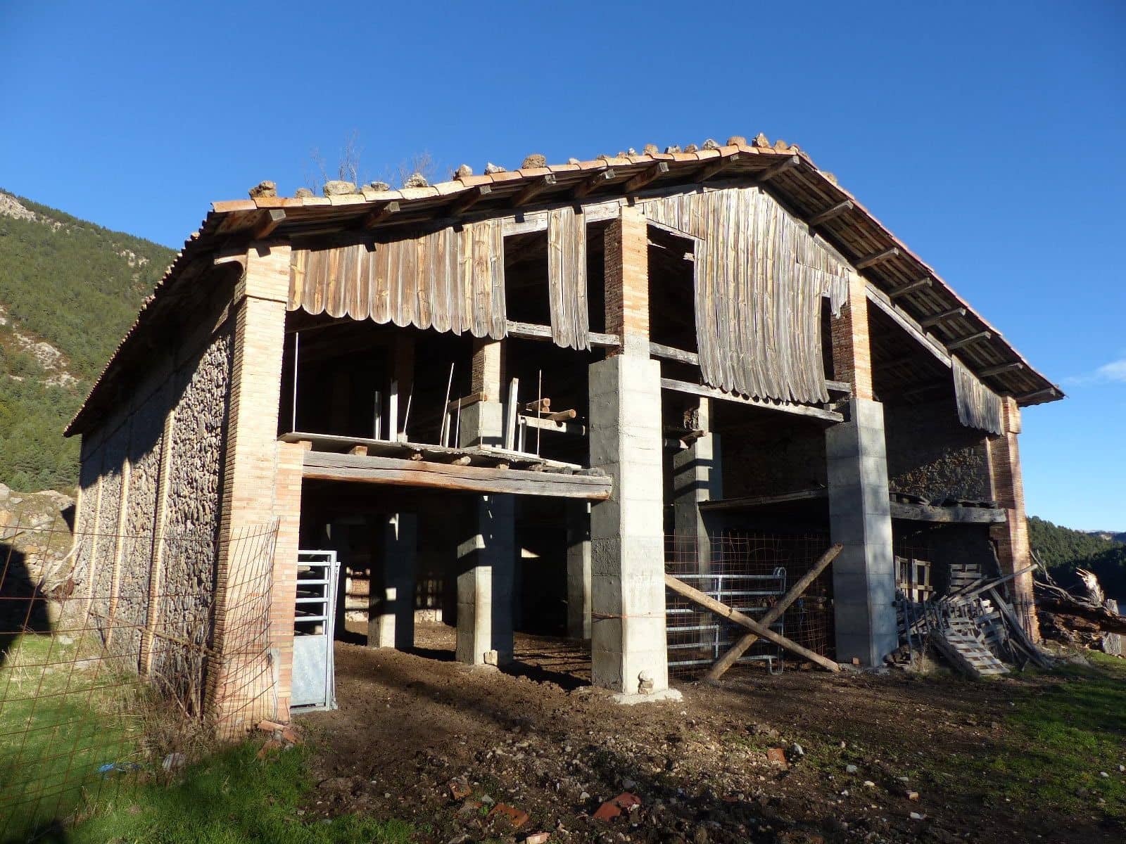 Finca/Country House for sale in Berga - € 4,500,000 (Ref: 5816067)