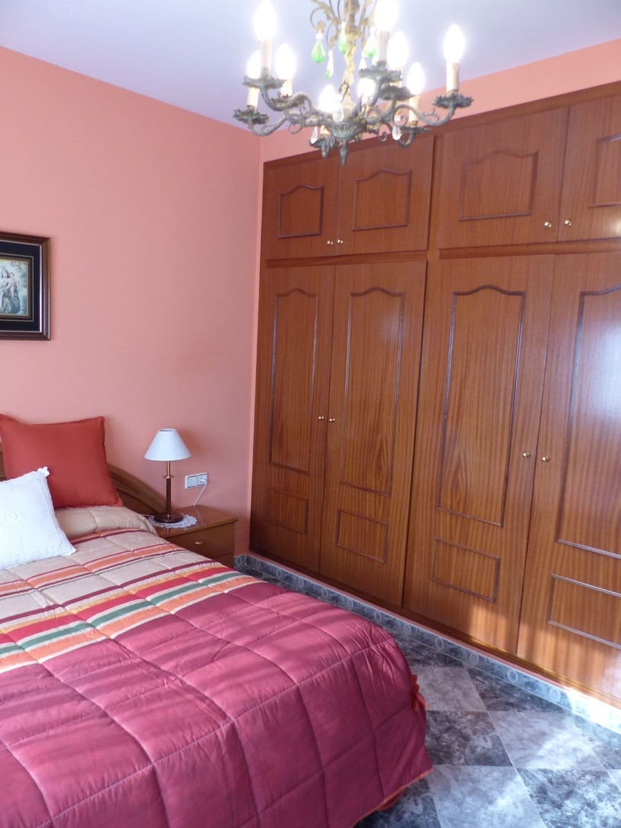 6 bedroom Villa for sale in Fogars de la Selva - € 290,000 (Ref: 5816081)