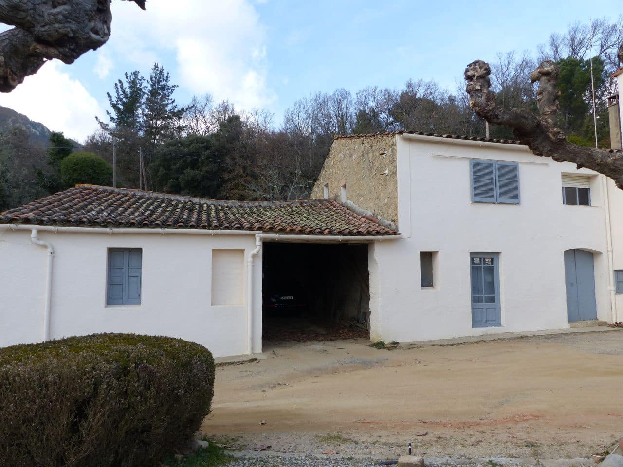 16 soveværelse Finca/Landehus til salg i Montseny med swimmingpool garage - € 950.000 (Ref: 6037751)