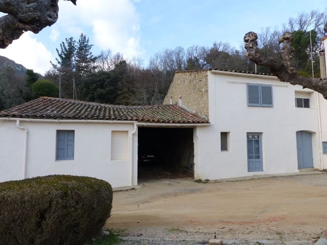 16 quarto Quinta/Casa Rural para venda em Montseny com piscina garagem - 950 000 € (Ref: 6037751)