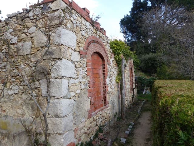 16 quarto Quinta/Casa Rural para venda em Montseny com piscina garagem - 950 000 € (Ref: 6037751)