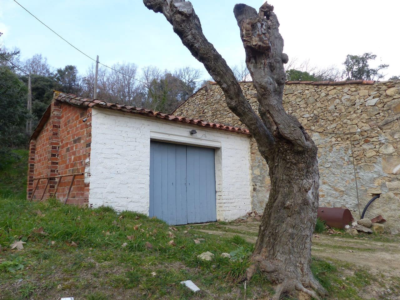 16 soveværelse Finca/Landehus til salg i Montseny med swimmingpool garage - € 950.000 (Ref: 6037751)