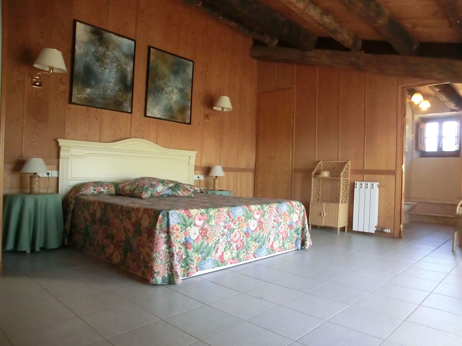 9 bedroom Finca/Country House for sale in Berga with garage - € 650,000 (Ref: 8556183)