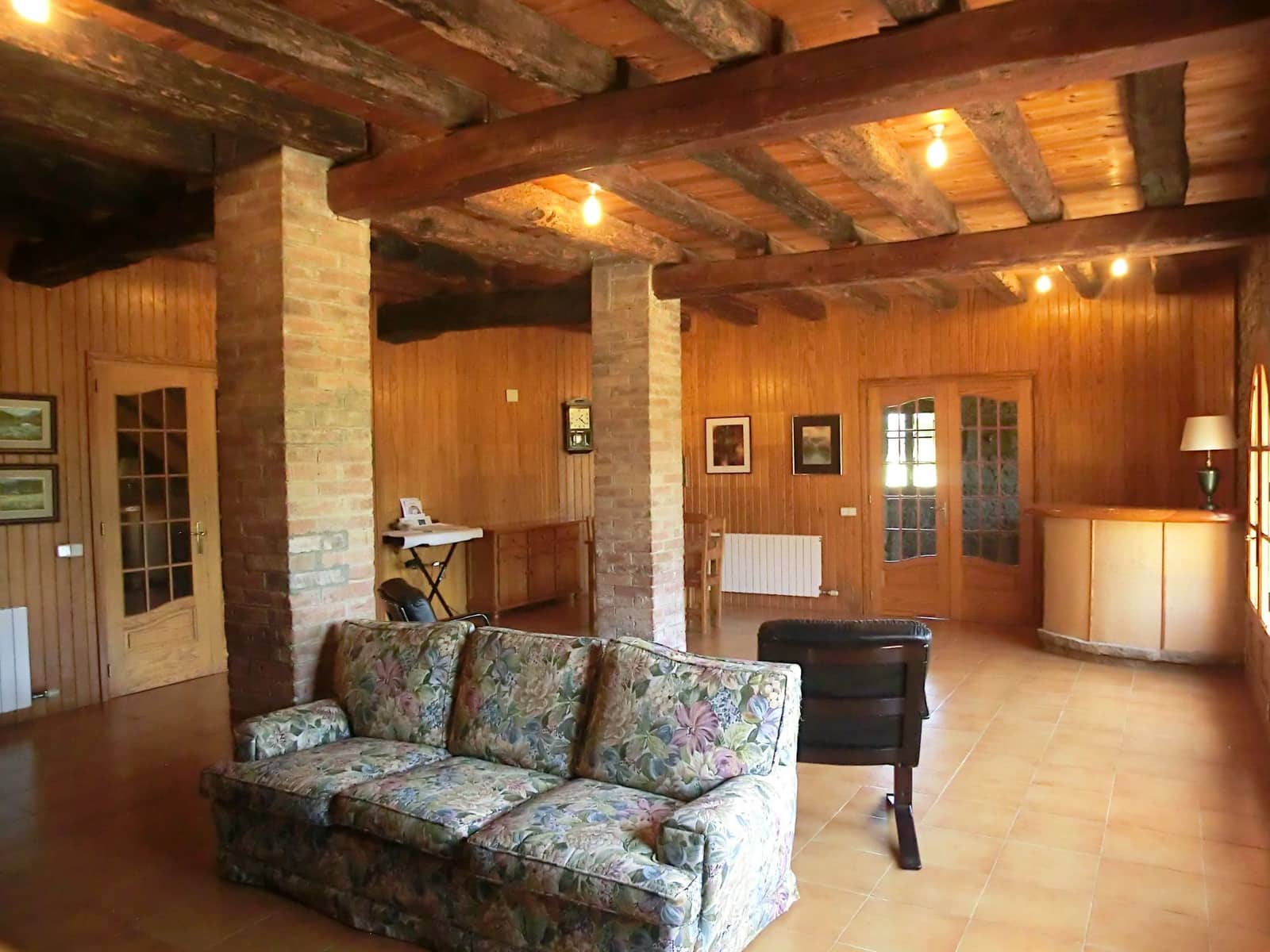 9 bedroom Finca/Country House for sale in Berga with garage - € 650,000 (Ref: 8556183)