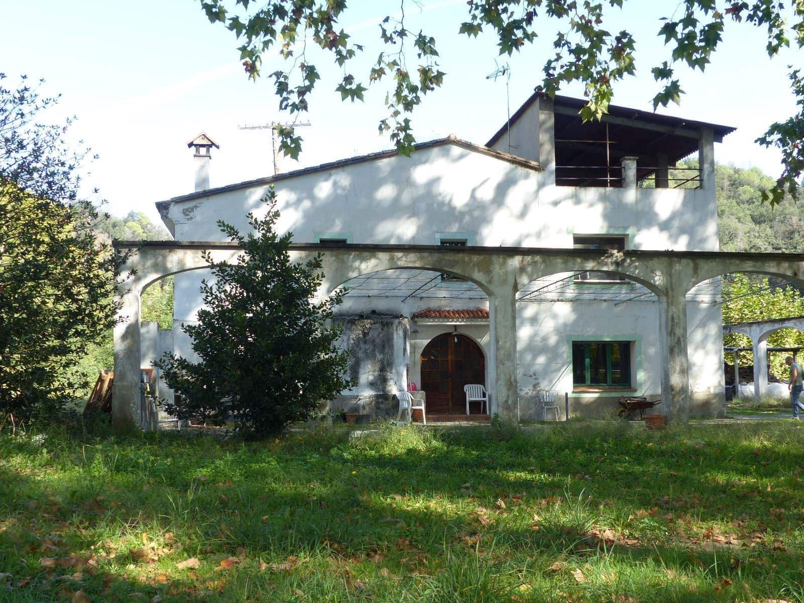 10 soveværelse Finca/Landehus til salg i Bescano med garage - € 350.000 (Ref: 8616064)