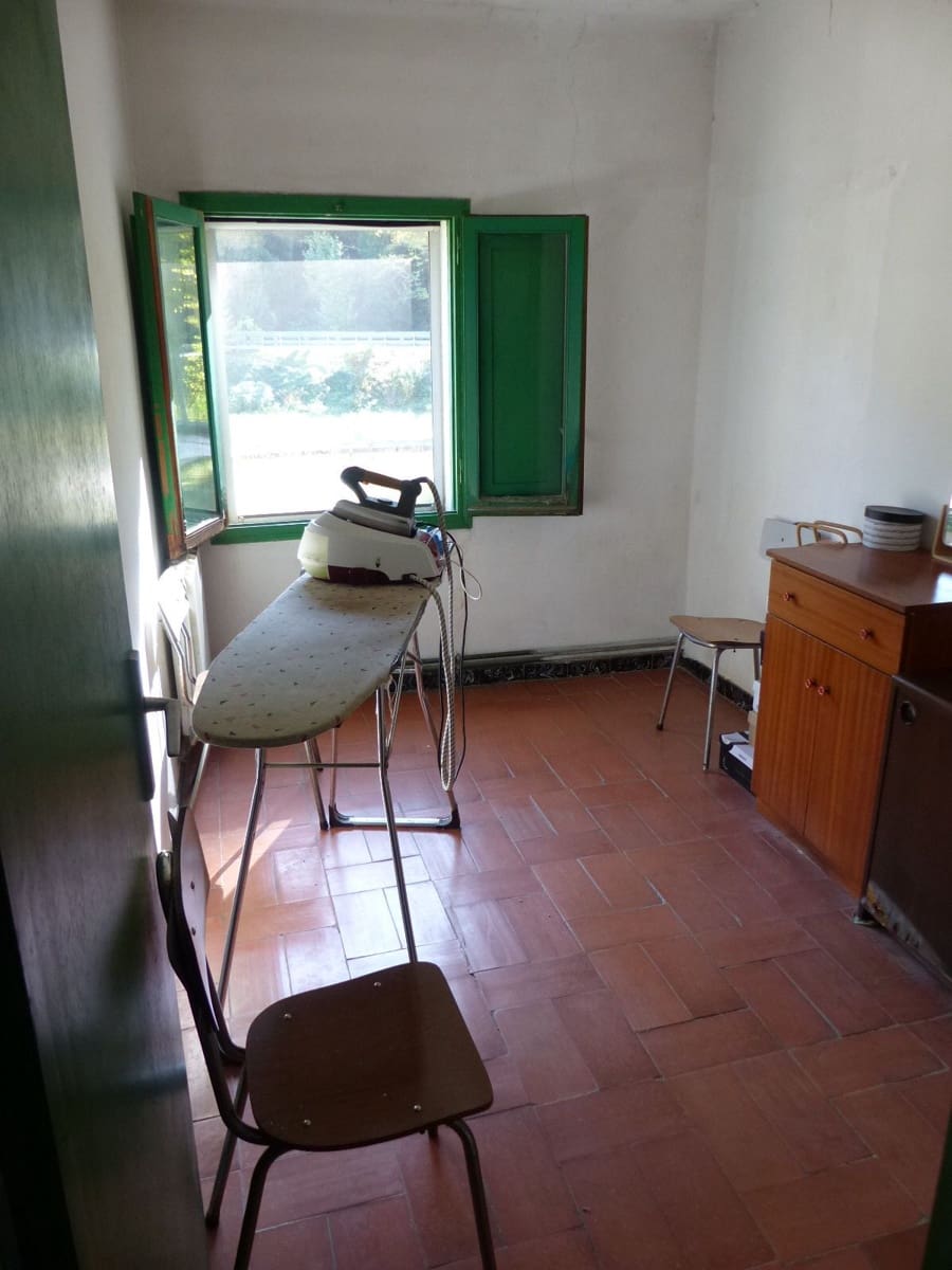 10 soveværelse Finca/Landehus til salg i Bescano med garage - € 350.000 (Ref: 8616064)