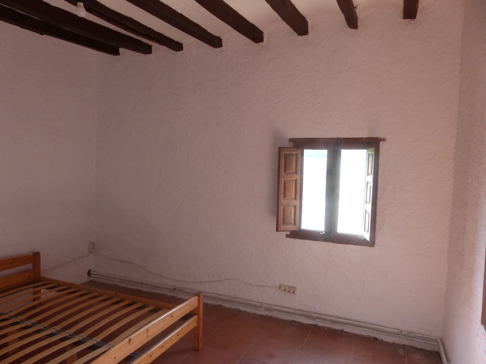 12 soveværelse Finca/Landehus til salg i Besalu med swimmingpool garage - € 11.111.111 (Ref: 8693978)