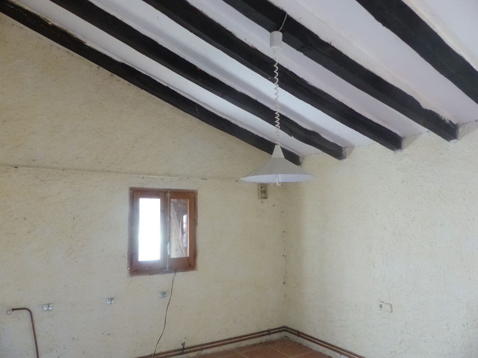 12 soveværelse Finca/Landehus til salg i Besalu med swimmingpool garage - € 11.111.111 (Ref: 8693978)