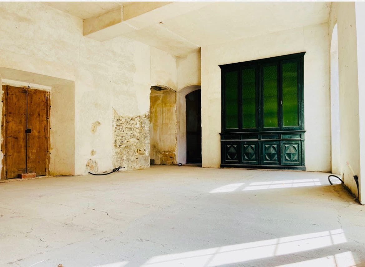 9 soveværelse Finca/Landehus til salg i Camos - € 685.000 (Ref: 8693993)