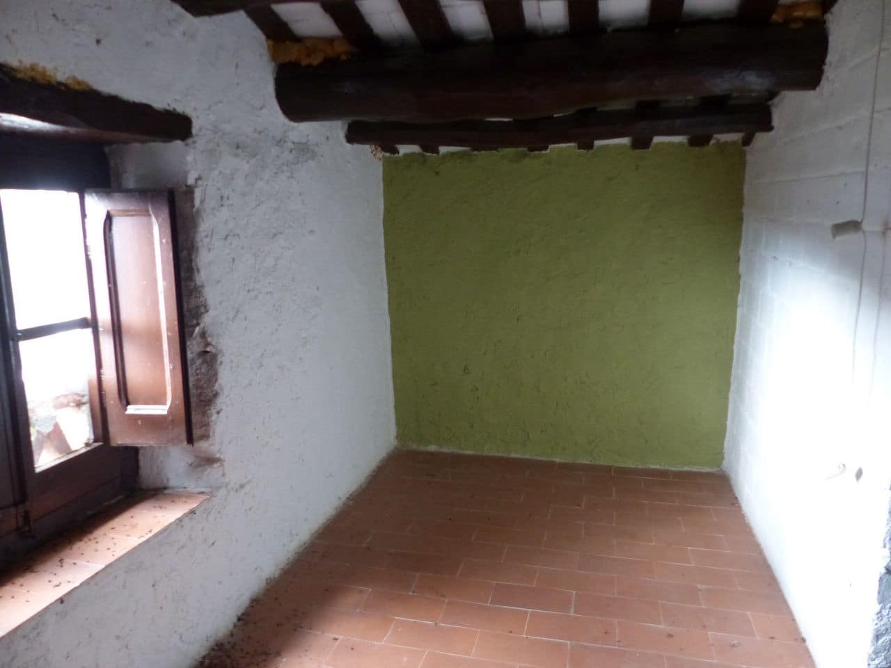8 bedroom Finca/Country House for sale in Montseny - € 450,000 (Ref: 8694721)