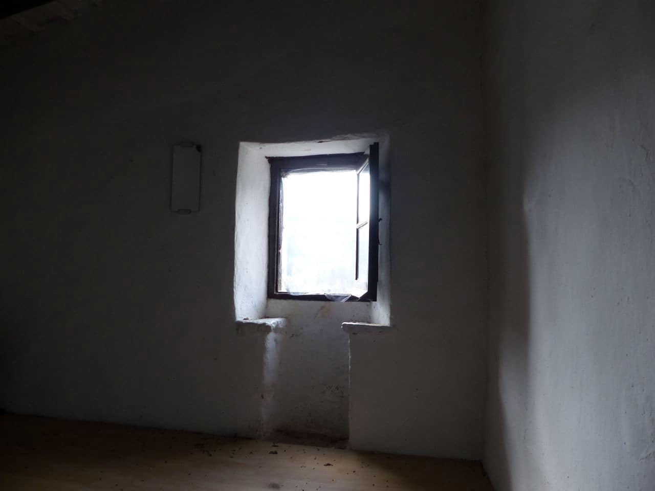 8 bedroom Finca/Country House for sale in Montseny - € 450,000 (Ref: 8694721)