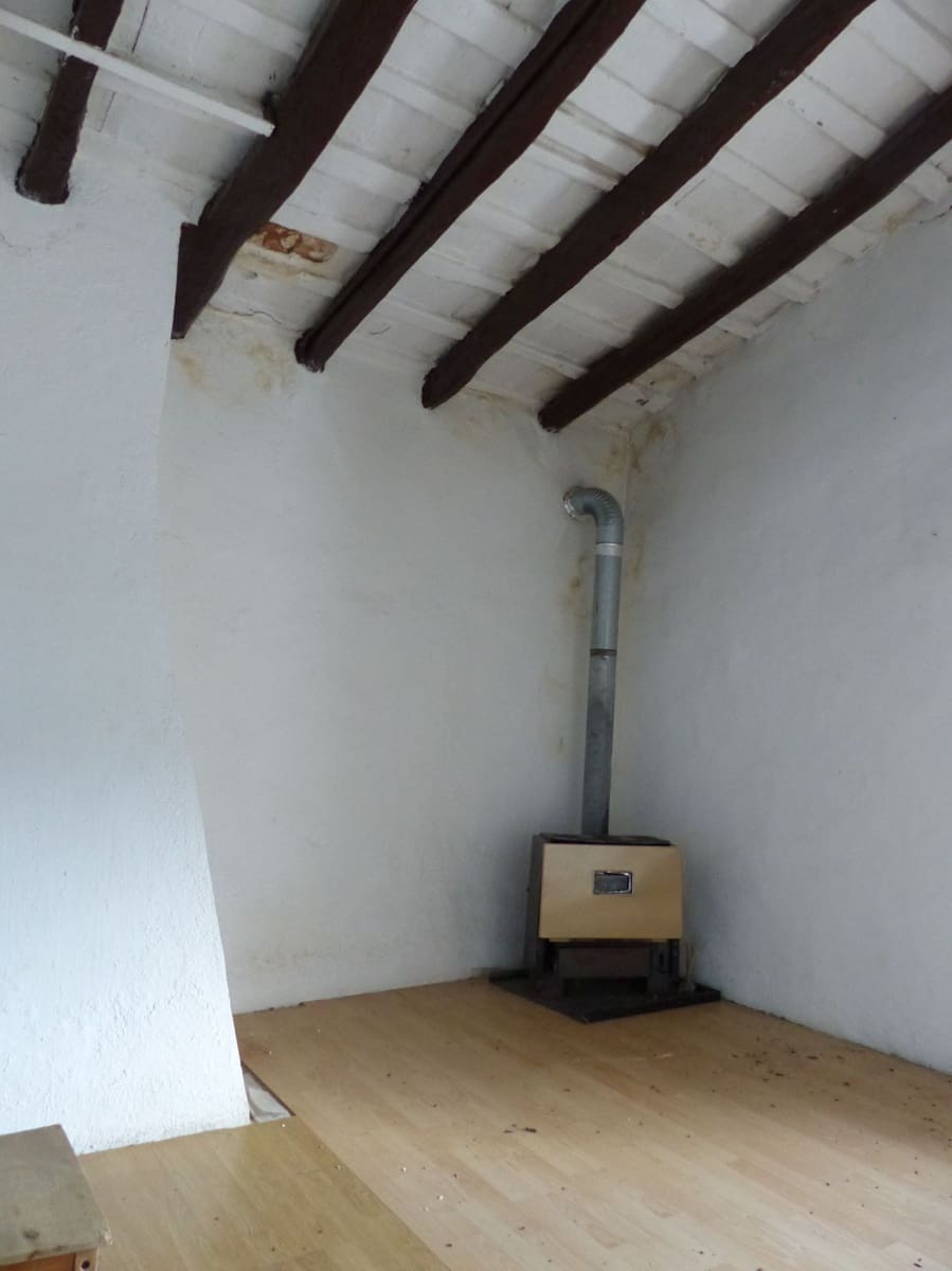 8 bedroom Finca/Country House for sale in Montseny - € 450,000 (Ref: 8694721)