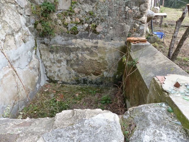 8 bedroom Finca/Country House for sale in Montseny - € 450,000 (Ref: 8694721)