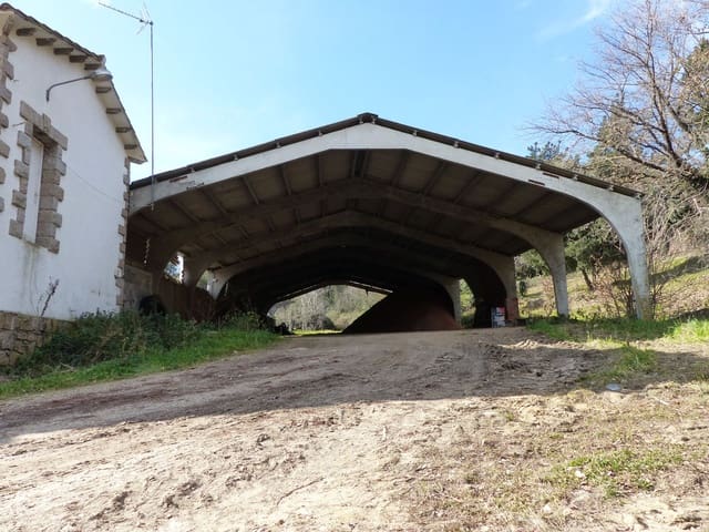 3 soveværelse Finca/Landehus til salg i Montseny med garage - € 590.000 (Ref: 8694722)