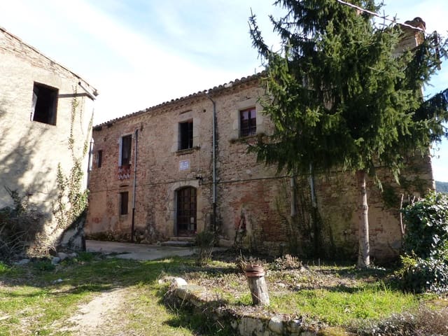 8 soveværelse Finca/Landehus til salg i Montseny - € 850.000 (Ref: 8694728)