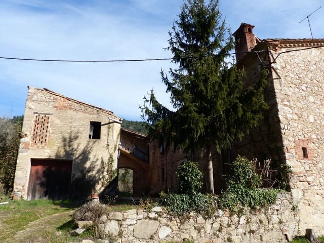 8 soveværelse Finca/Landehus til salg i Montseny - € 850.000 (Ref: 8694728)