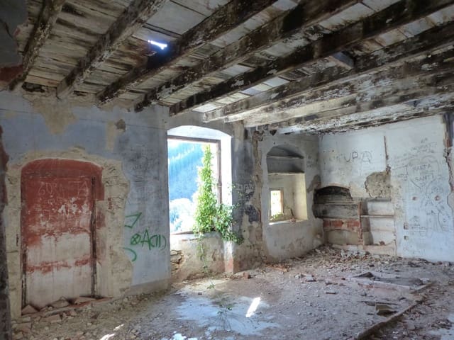 1 bedroom Finca/Country House for sale in Riells i Viabrea - € 1,900,000 (Ref: 8694729)