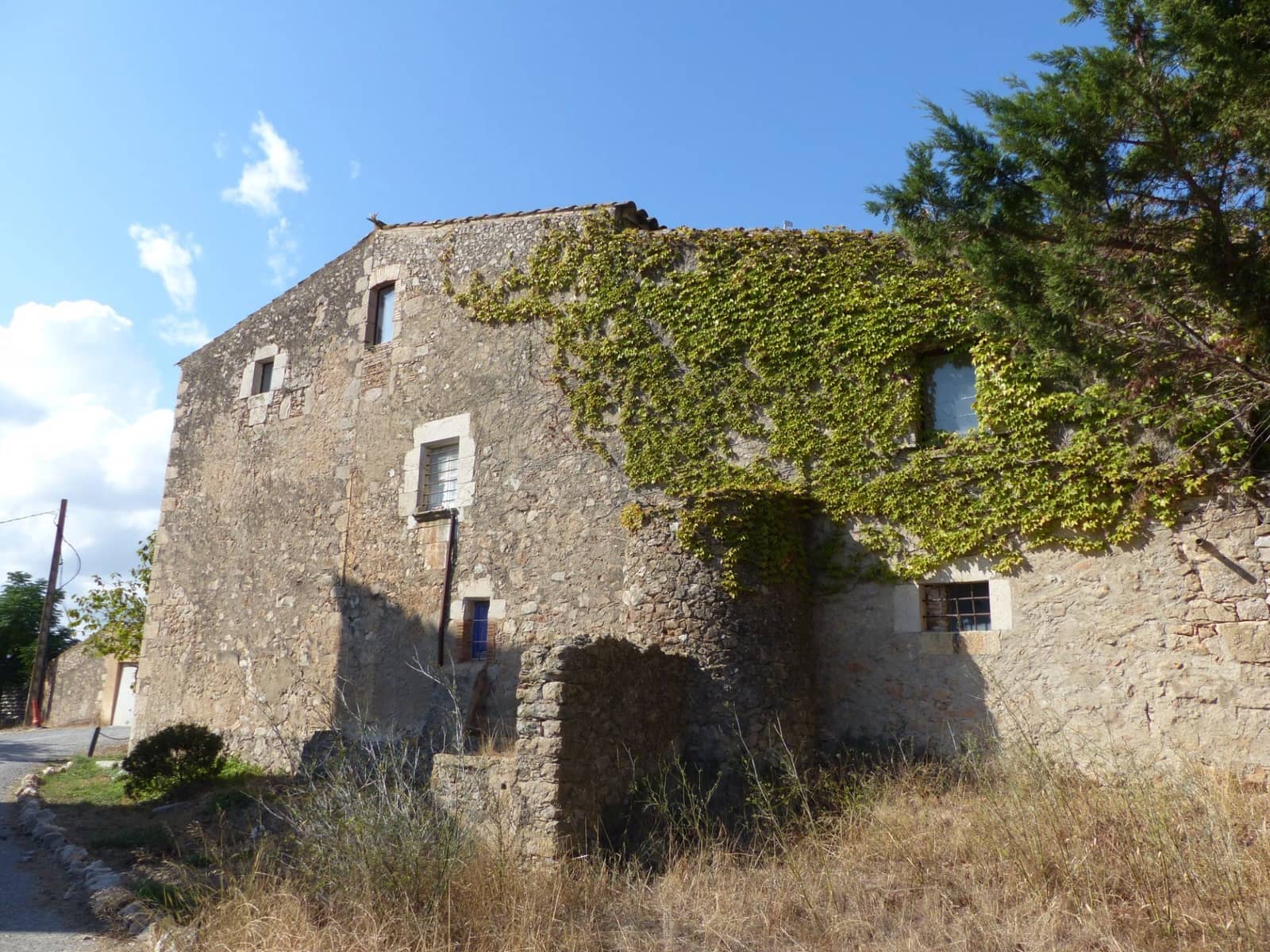 10 soveværelse Finca/Landehus til salg i L'Escala med garage - € 1.500.000 (Ref: 8694730)