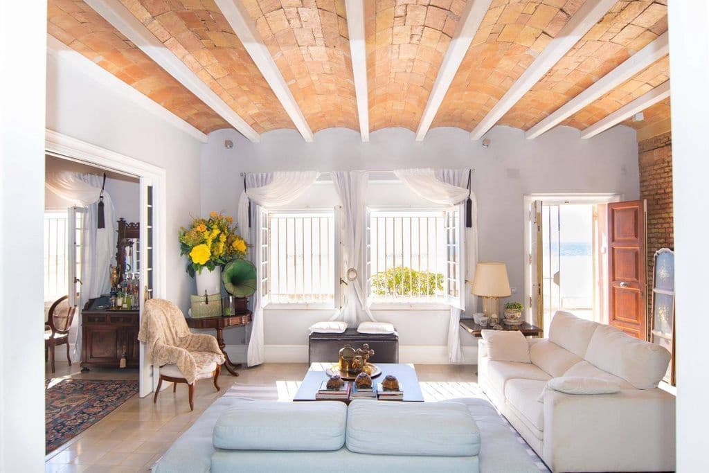 Chalet de 6 habitaciones en El Vendrell en venta con garaje - 1.850.000 € (Ref: 8903284)