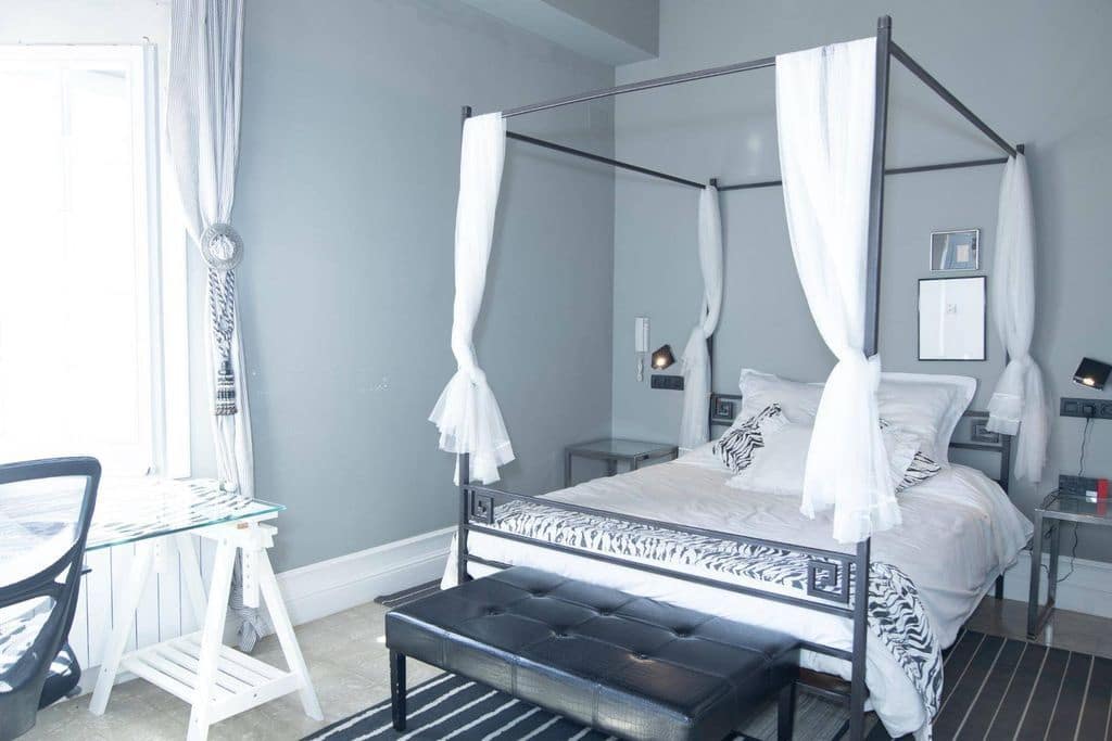 Chalet de 6 habitaciones en El Vendrell en venta con garaje - 1.850.000 € (Ref: 8903284)